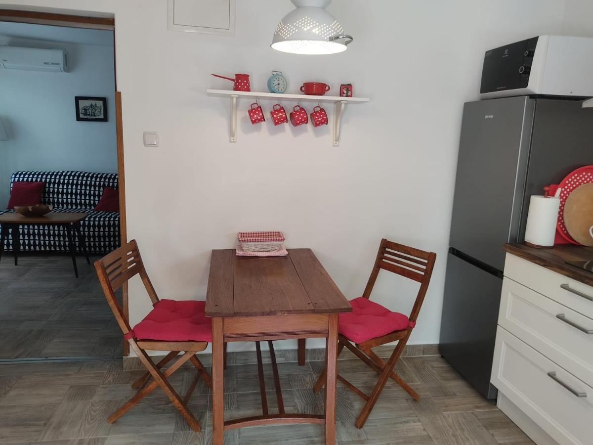 Apartment Vesna With Terrace บัชกา ภายนอก รูปภาพ